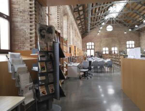 biblioteca la petxina valencia