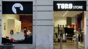 tienda de toro by osborne en Valencia