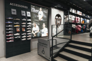 Descubre la Tienda Oficial del Valencia CF en la calle Colón: fútbol y valencianismo en pleno centro de Valencia valencia