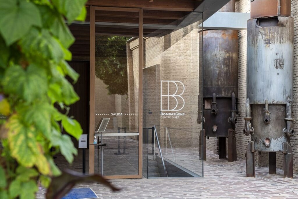 Visita Bombas Gens Centre d'Art en Navidad 4 Visita Bombas Gens Centre d'Art en Navidad valencia