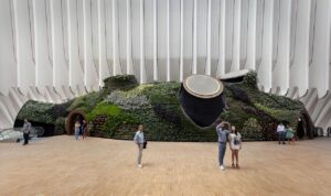 El jardín vertical interior más grande de Europa en Valencia valencia