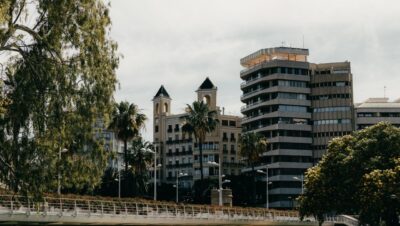 Claves para conseguir la mejor oferta al comprar vivienda en Valencia valencia